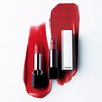 【50代のための「顔映え」リップ】血色良しのレッドリップを鵜飼恭子さん、松本千登世さんがおすすめ！