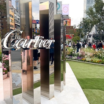 「カルティエ　フレグランス　ポップアップ」表参道に行ってまいりました♪