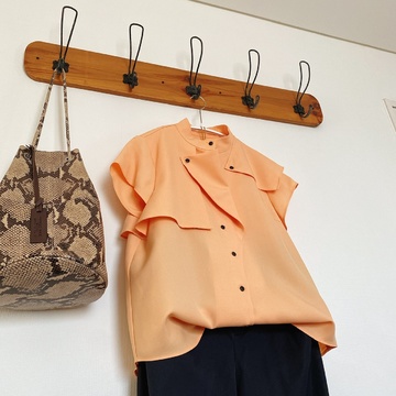 「科捜研の女」とUNITED TOKYO ターンフライハーフスリーブブラウス