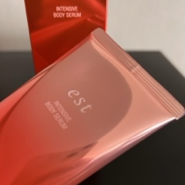 エストの優秀ボディセラムで「腕活」に目覚めました！