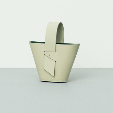 おしゃれプロが注目！ 次にくるアンダー10万円バッグ　五選