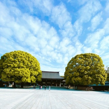 終息願って都会の杜へ