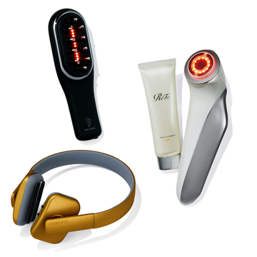 頭皮引き上げ、フェイスラインケアなど注目の美容家電でリフトアップ！ 