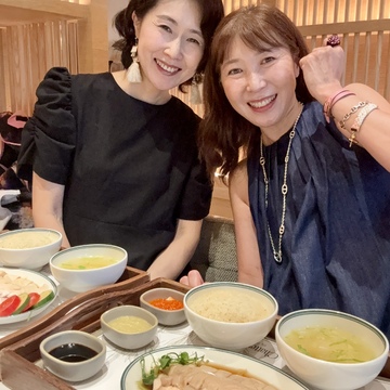 丸の内に今月上陸！シンガポール発〝最高級チキンライス”の有名店