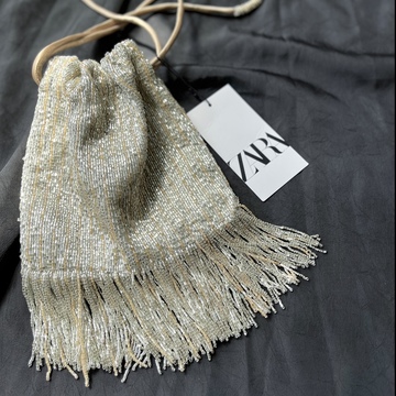 ZARAキラキラビーズbag★4コーデ