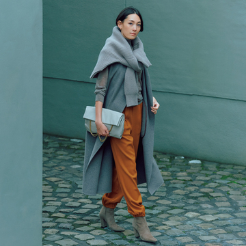 【新・テーパードパンツ】ロングジレ×ジョグパンですらっと細く縦ラインを強調