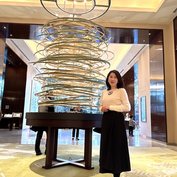 【丸の内のお正月】感動の箱根駅伝観戦後ホテルラウンジでのティータイム