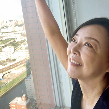 【50代からのダイエット】小田ユイコさんは在宅中も「ながら運動」をこまめに継続！