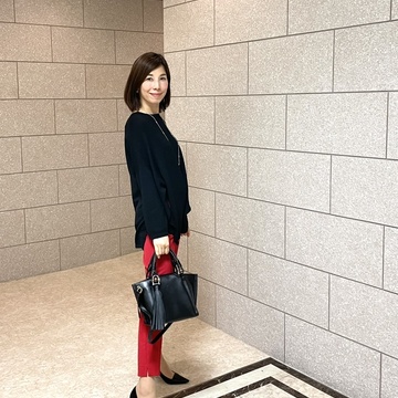 人生初の赤パンツはZARA