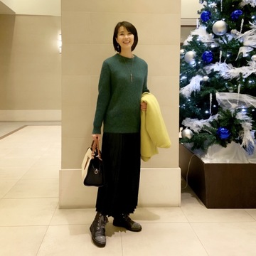 つかず離れずシルエットはこの時期のみかた♡