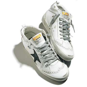 スタイリスト・徳原文子さんが推す「私の最愛スニーカー」2ブランド