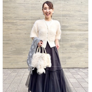 ふわふわと白がつくる　冬のときめき50代開運コーデ