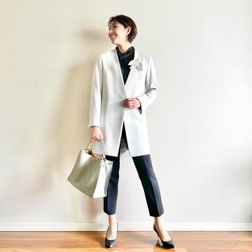 入学式はSOÉJUのノーカラーロングジャケットで