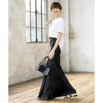 スタイリスト森慶子さんセレクション「CROCE CROSS×éclat」の上質Tシャツで大人のカジュアル