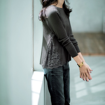 小技の効いた上質ニット４スタイル