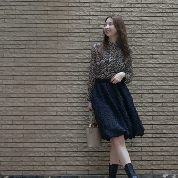 レオパードブラウス🤎🖤抜け感コーデ🍂