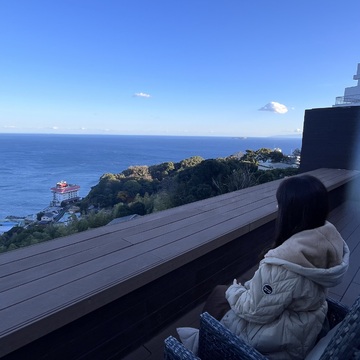 【絶景の温泉宿】ふふグループの熱海せかいえ〜月の道棟〜