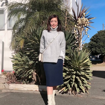 お気に入りニットスタイルで年末の買い出しへ