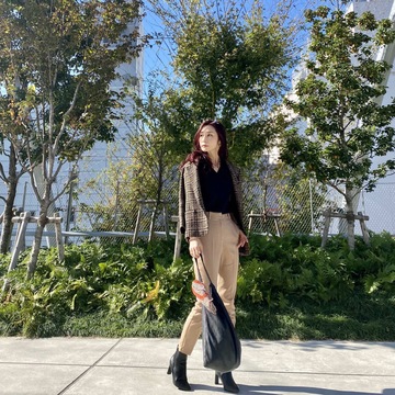 パンツスタイルで出かけよう♪