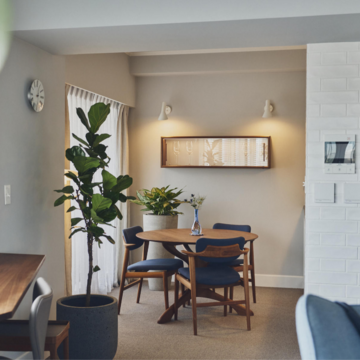 【75㎡ スモールラグジュアリーな部屋】 リノベーションで仕切りを取り払い、広々した空間に／Nさん