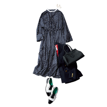 歌舞伎座には小紋風のドット柄ワンピースで上品に【ワンピース30days】