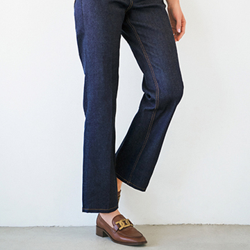 洗うたびに色合いの変化も楽しめる！「ノーク バイ ザ ライン」の柔らかリジッドデニム