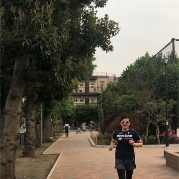 家トレ！夏に向けてスッキリな体作り