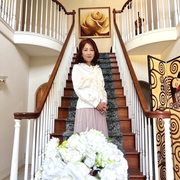 薔薇に包まれた館（岐阜市）