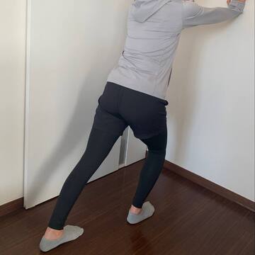 つまづきを改善！毎日実践したいアキレス腱伸ばしストレッチ法【50代の不調に克つ！ものにつまづく編 #3】