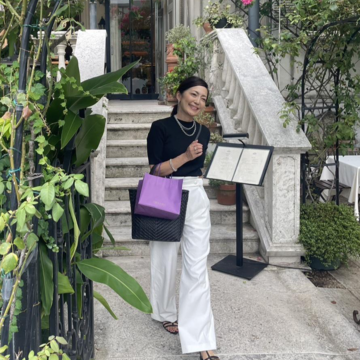 初秋のホワイトパンツコーデで表参道ランチ