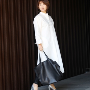 オールシーズン万能に着られるお気に入りの白ワンピース♪