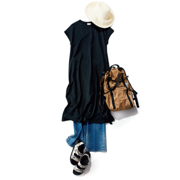 黒ワンピースならお出かけする日もおうち時間も素敵に決まる【アラフィー夏の黒の着こなし】