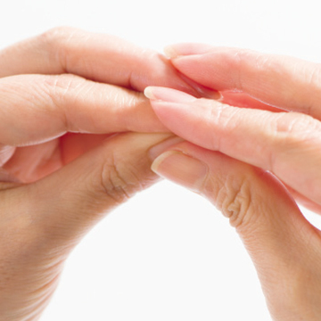 すき間時間にできる「お出かけオイル」使いこなしテクニック【50代に適材適所な美容オイル】