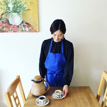 リネンの手作りエプロンで、家時間。