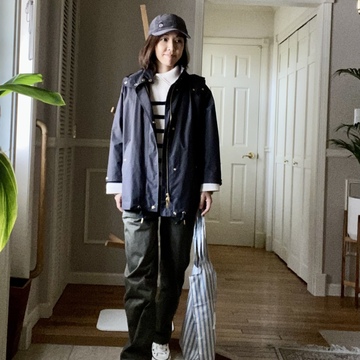 休日カジュアルのコーデ