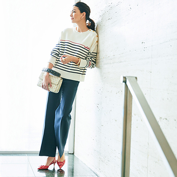 ＜50代女性の春シューズ＞【ヴァレンティノ】色っぽさをプラスする赤で大人の魅力を