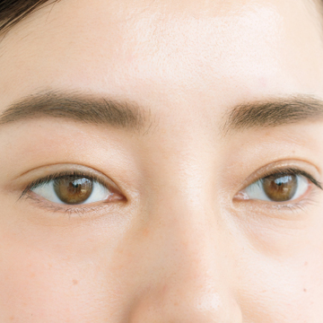 眉の増毛メイクは“緑ブラウン”がカギ！　「増毛メイクテク」