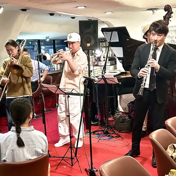 レトロムードなLIVEレストランでJAZZを楽しむ大人な時間