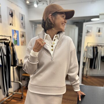 ゴルフをいつものファッションの延長で楽しみたい50代におすすめ！「TMG」の秋のゴルフスタイル4選【松井陽子の「エクラ ゴルフ部へようこそ！」vol.10】