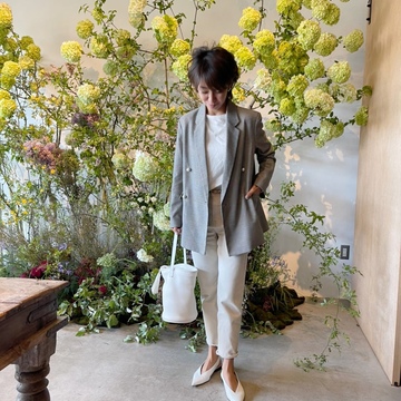 気負わないまろやか白デニムのススメ