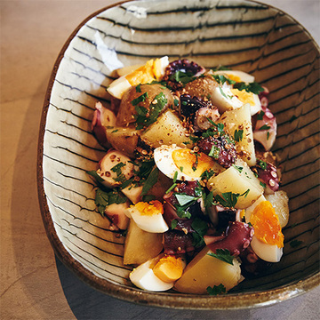 【冬のおもてなしレシピ】簡単美味しい人気のサラダ！ 川上ミホさんの「タコとじゃがいものサラダ」