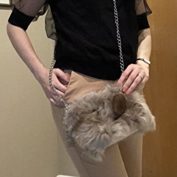 秋小物を持ってお友達とサラベスランチ♡