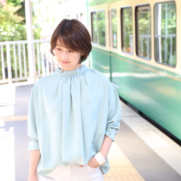 この春お気に入りのレッドカードの白デニム「ハピネス」