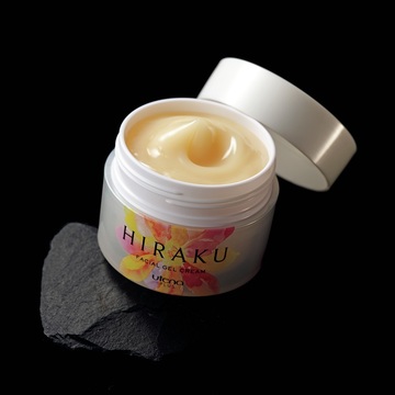 大人も満足のオールインワン＆サラサラ肌をつくるスティック下地【Around50からの逆転美容】