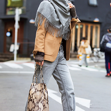 「#Jマダムのおしゃれ」で発見！ センスが光る“今どき50代”ファッション＆手もとのおしゃれ25