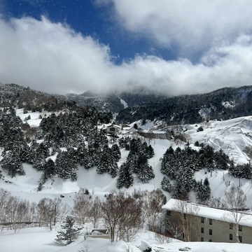 標高1800メートルで雪見温泉を楽しむ♪草津＆万座温泉の旅②