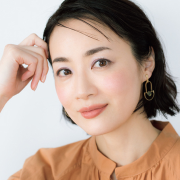 こんなときはどうする？ アラフィーの「たるみ消しチーク」Q&A