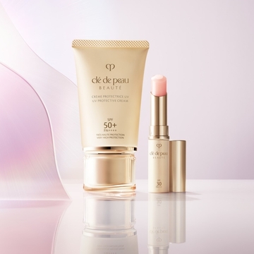 太陽を味方に。「クレ・ド・ポー ボーテ」のサンケアで肌に輝きを