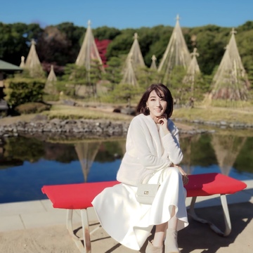 紅葉と雪吊りがライトアップ！ZARAファーベストが高見え効果アリ