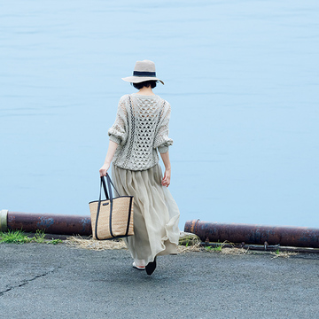 【ブルネロ クチネリのかごバッグ】ディティールを楽しむ大きなカゴバッグ